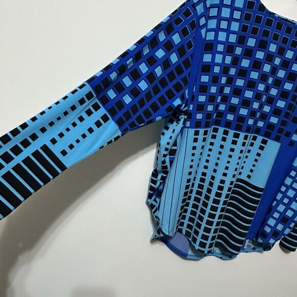 Josie Natori Popover Top Shirt M Stretch Knit Blue Geo Designer Long Sleeve NEW - Picture 5 of 11